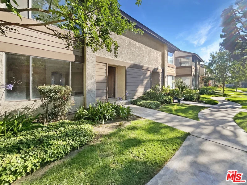 895 Hartford Lane, La Habra, CA 90631