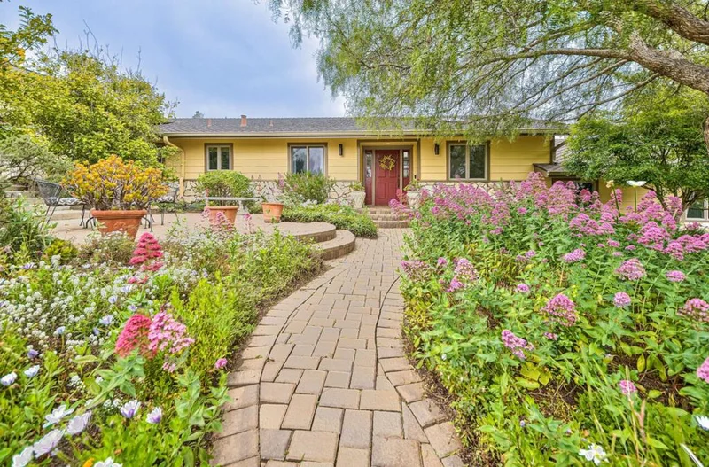 25939 Carmel Knolls Drive, Carmel, CA 93923