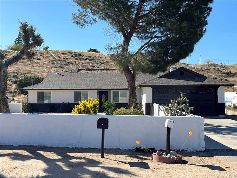7720 Alston Avenue, Hesperia, CA 92345
