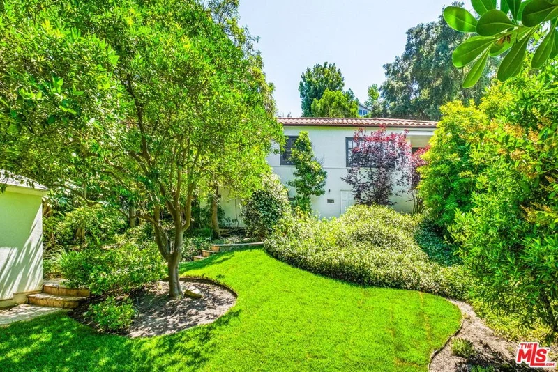 4217 Noble Avenue, Sherman Oaks, CA 91403
