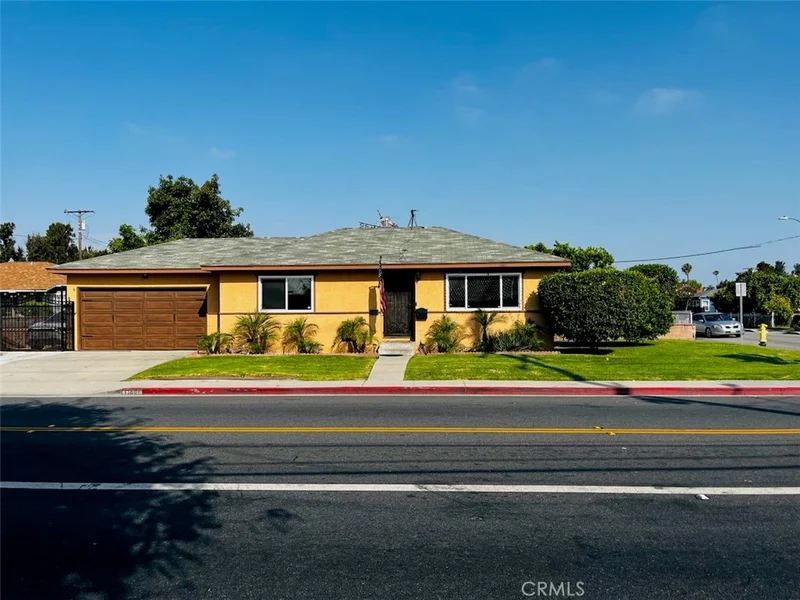 11801 Bullis Road, Lynwood, CA 90262