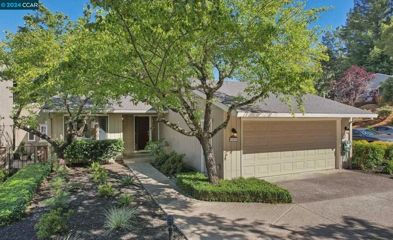 619 Augusta Dr, Moraga, CA 94556-1037