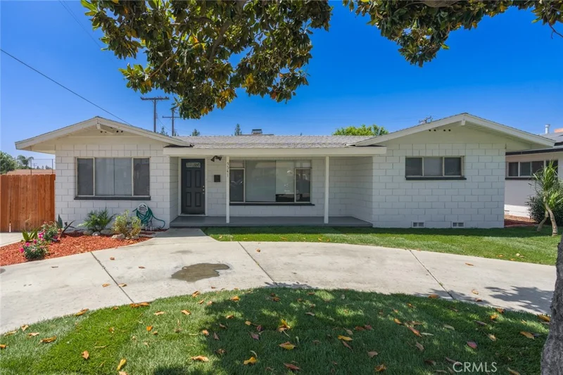 5541 Shirley Lane, Montclair, CA 91763