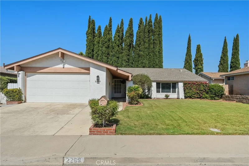 2269 Parker Court, Simi Valley, CA 93065