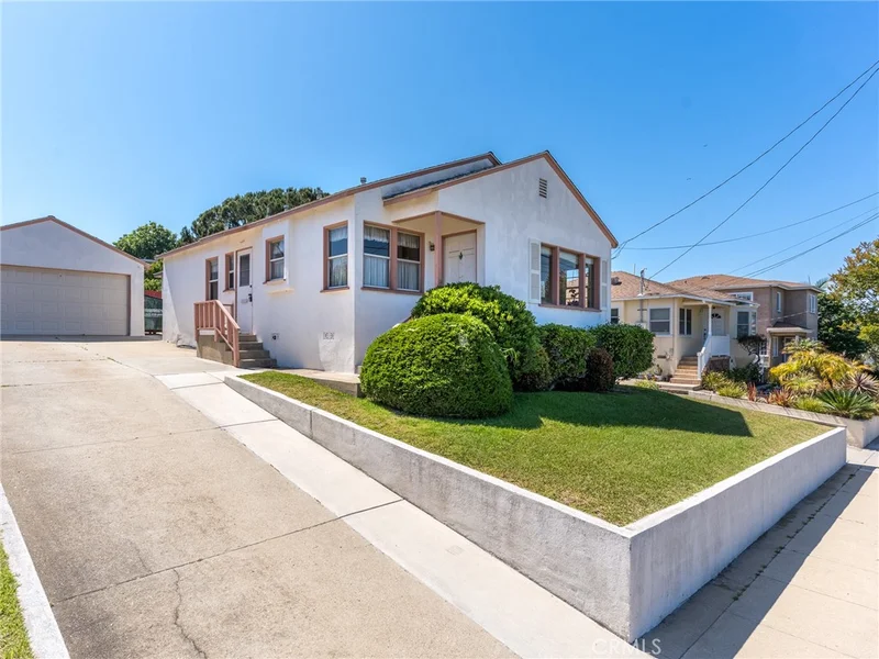 521 Hillcrest Street, El Segundo, CA 90245