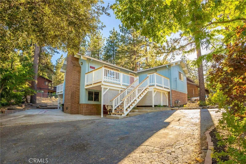 1231 Robin Road, Wrightwood, CA 92397