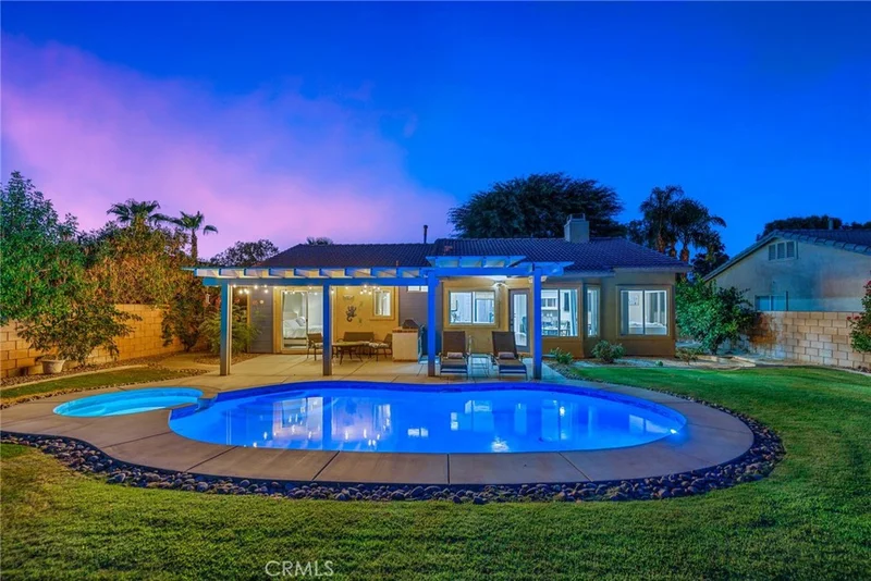 79371 Sierra Vista, La Quinta, CA 92253