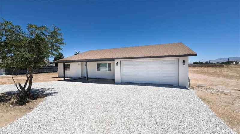 11835 6th Avenue, Hesperia, CA 92345