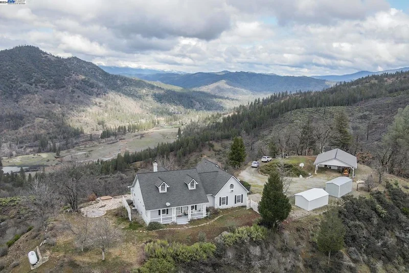 1551 Oak Ranch Road, Weaverville, CA 96093