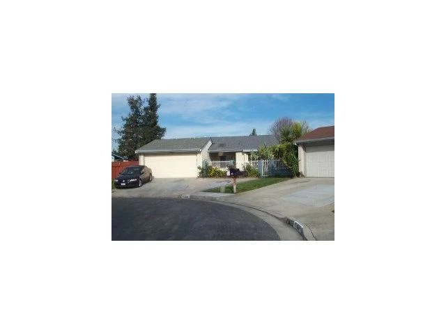 1188 Camano, San Jose, CA 95122