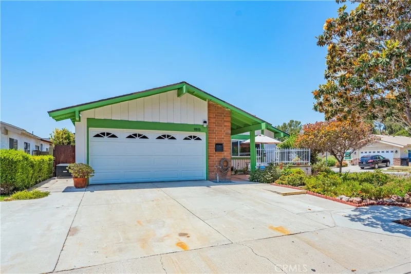 11513 Manila Drive, Cypress, CA 90630