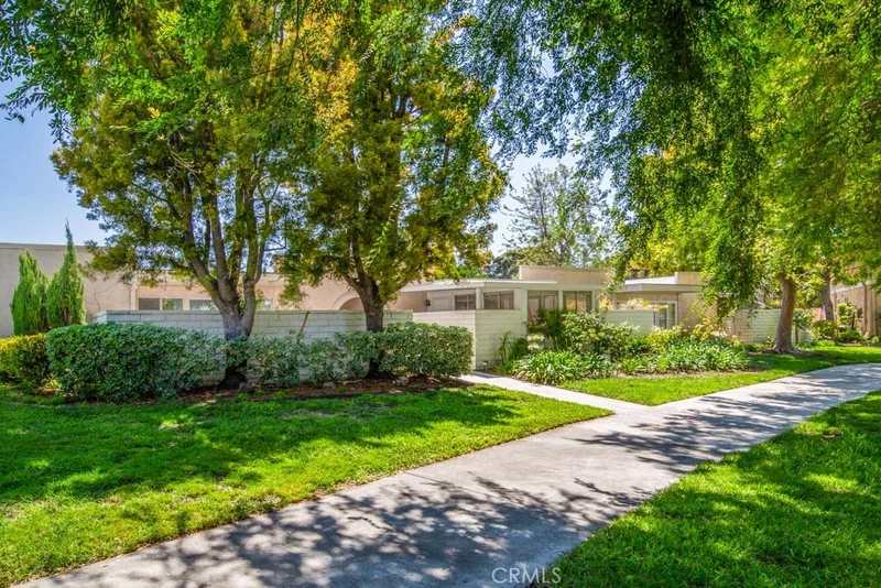 2243 Via Puerta G, Laguna Woods, CA 92637