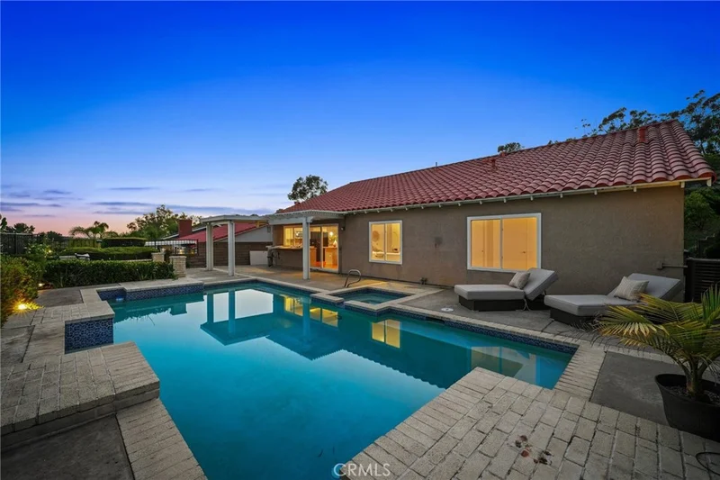 26941 Safiro, Mission Viejo, CA 92691