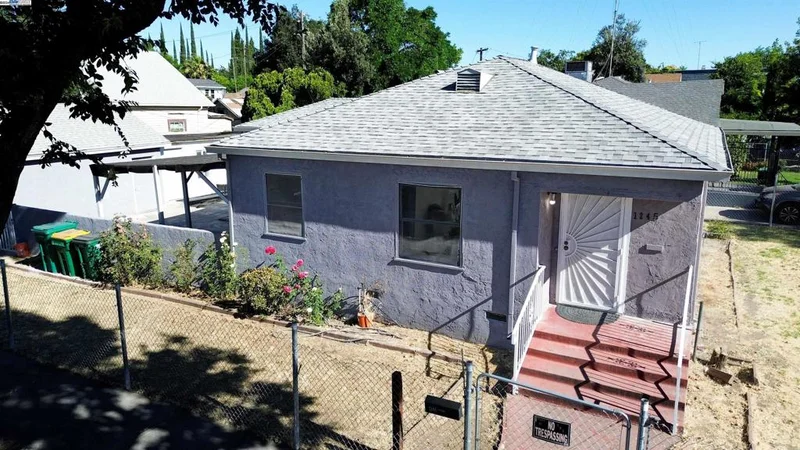 1245 E Flora St, Stockton, CA 95205