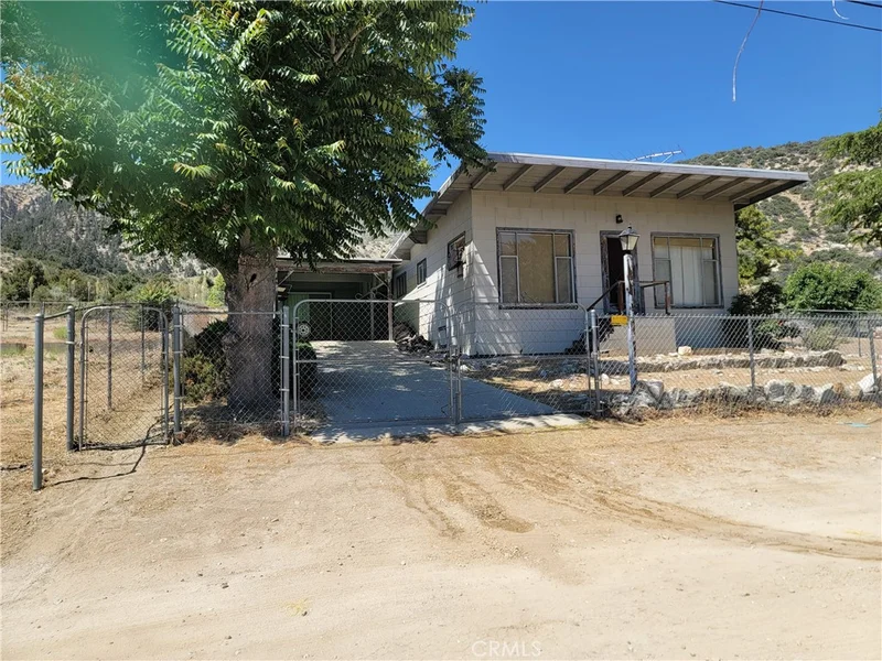 4201 N End Drive, Frazier Park, CA 93225
