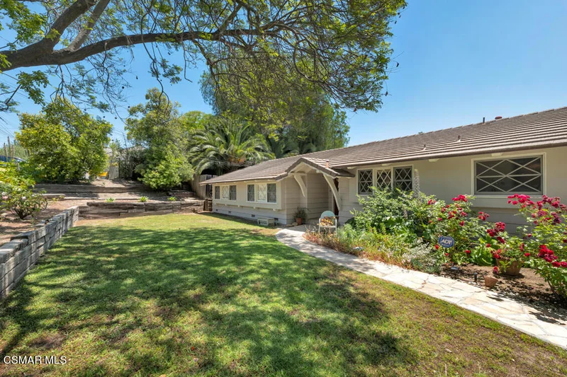 254 Arcturus Street, Thousand Oaks, CA 91360