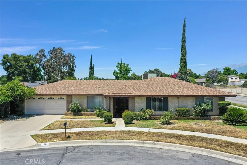 790 N Fillmore Avenue, Rialto, CA 92376