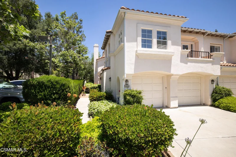 1051 Mountain Oak Place, Newbury Park, CA 91320