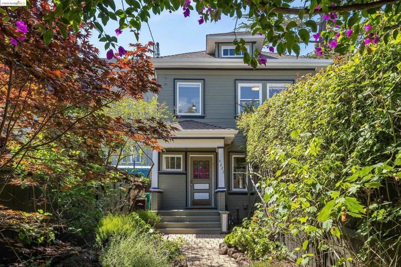 4223 Howe St, Oakland, CA 94611
