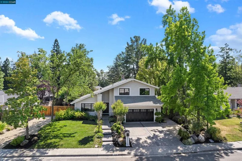 1028 El Capitan Dr, Danville, CA 94526