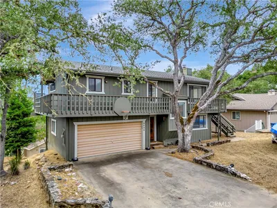 8804 Deer Trail Court