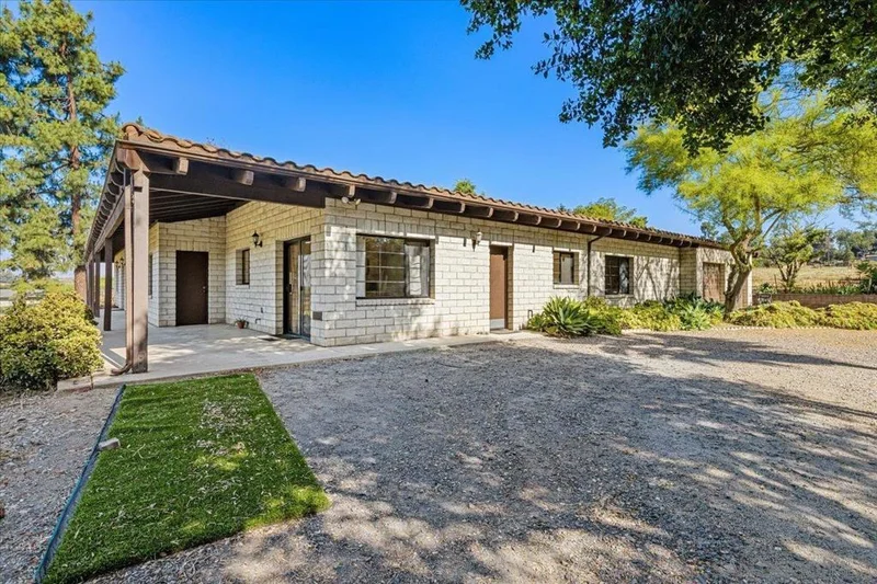 29956 Miller Rd, Valley Center, CA 92082