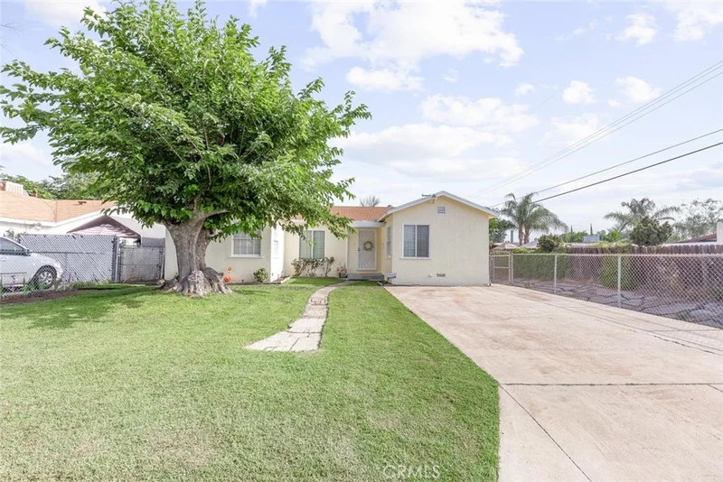 25596 Amanda Street, San Bernardino, CA 92404