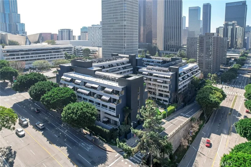 880 W 1st Street 317, Los Angeles, CA 90012