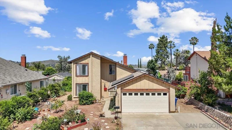 8642 Langholm Rd, El Cajon, CA 92021