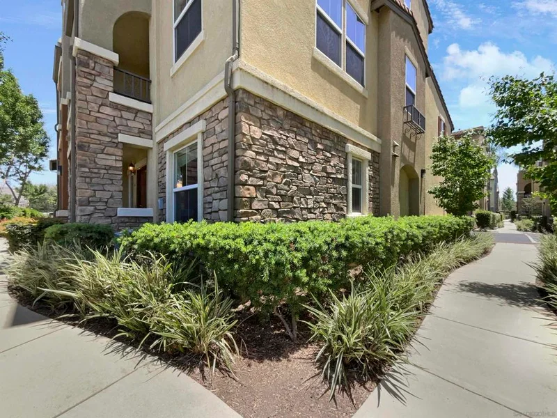 10236 Brightwood Ln 6, Santee, CA 92071