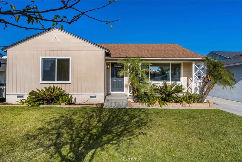 5208 Klondike Avenue, Lakewood, CA 90712