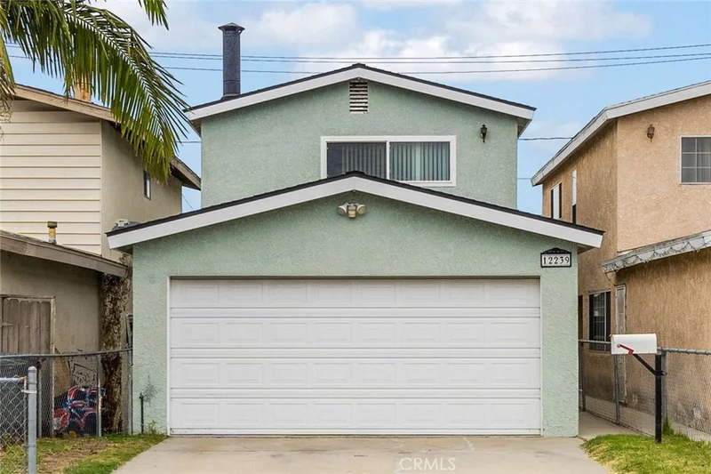12239 211th Street, Lakewood, CA 90715