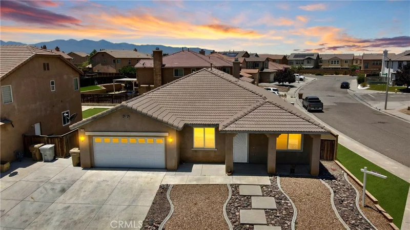 8746 San Jacinto Avenue, Hesperia, CA 92344