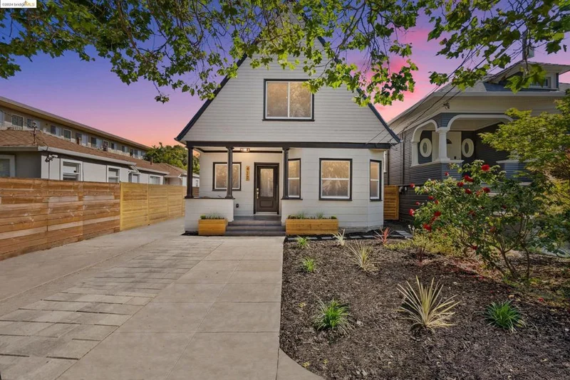 417 38th St, Oakland, CA 94609