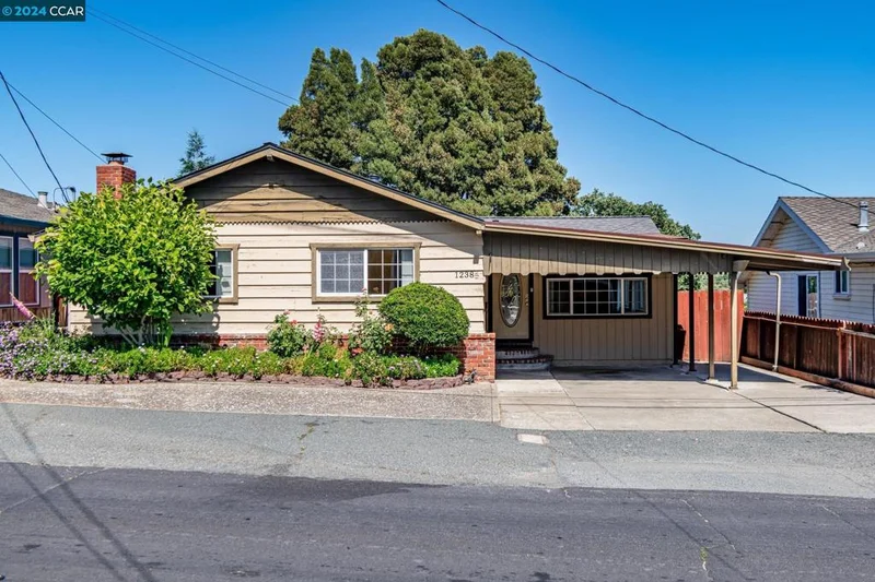 1238 Palm Ave., Martinez, CA 94553