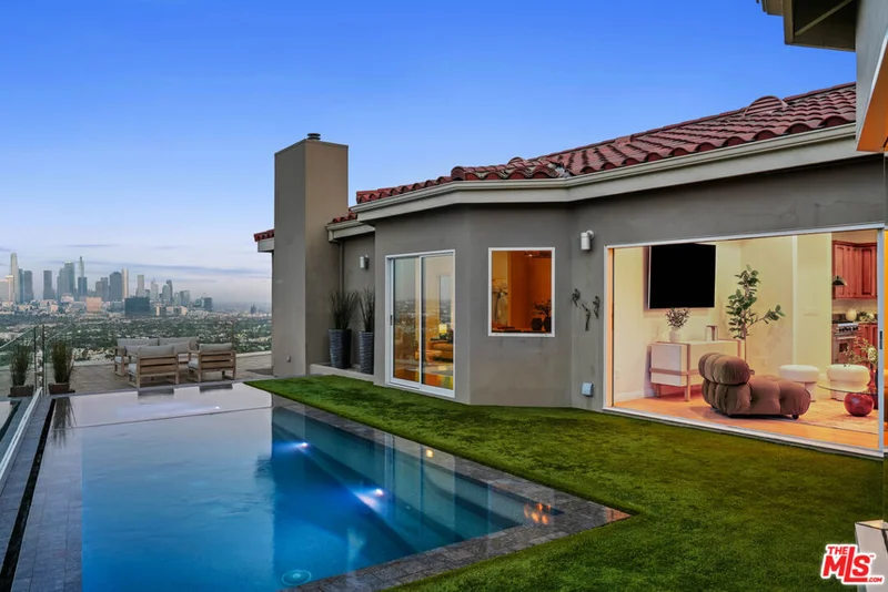 7805 Granito Drive, Los Angeles, CA 90046