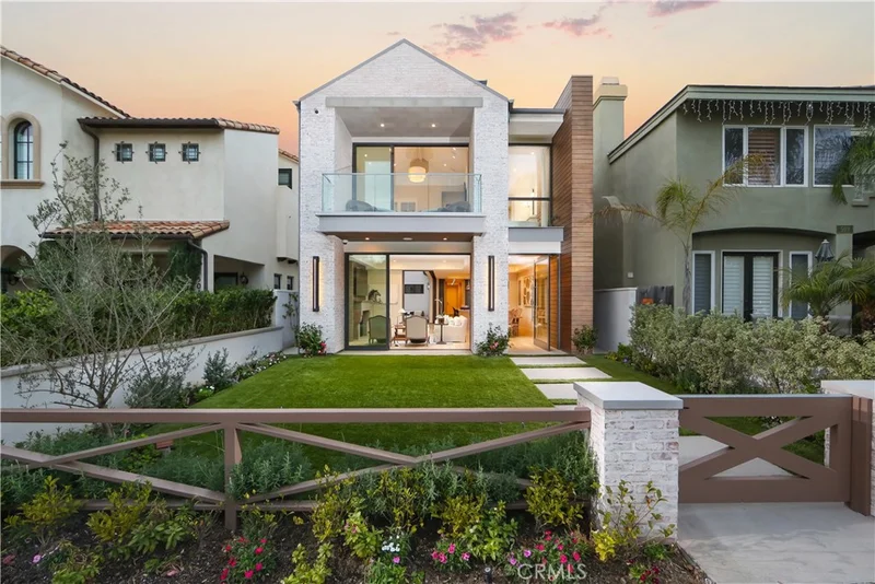 507 Orchid Avenue, Corona Del Mar, CA 92625