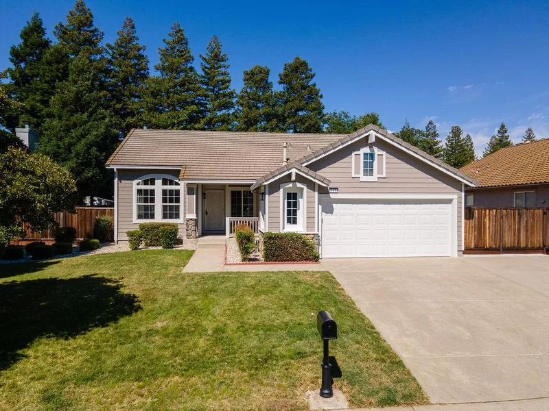 880 Megan Road, Livermore, CA 94550