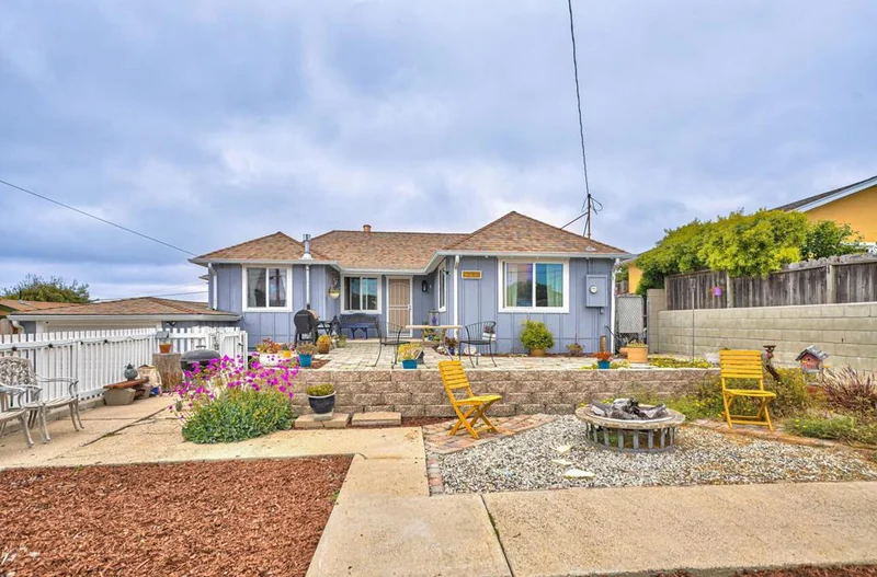 1233 Harcourt Avenue, Seaside, CA 93955