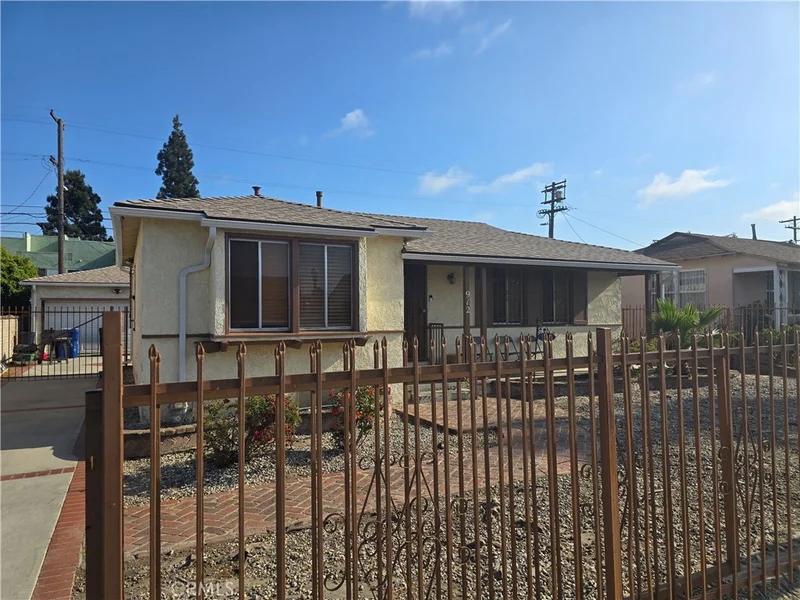 912 E 119th Street, Los Angeles, CA 90059