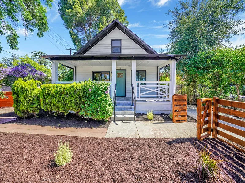 297 Del Monte Street, Pasadena, CA 91103