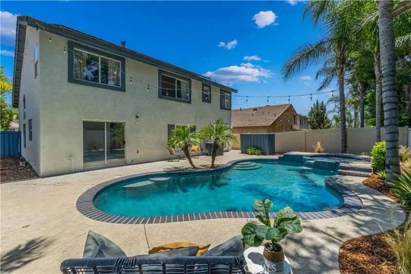 43187 Camino Caruna E, Temecula, CA 92592