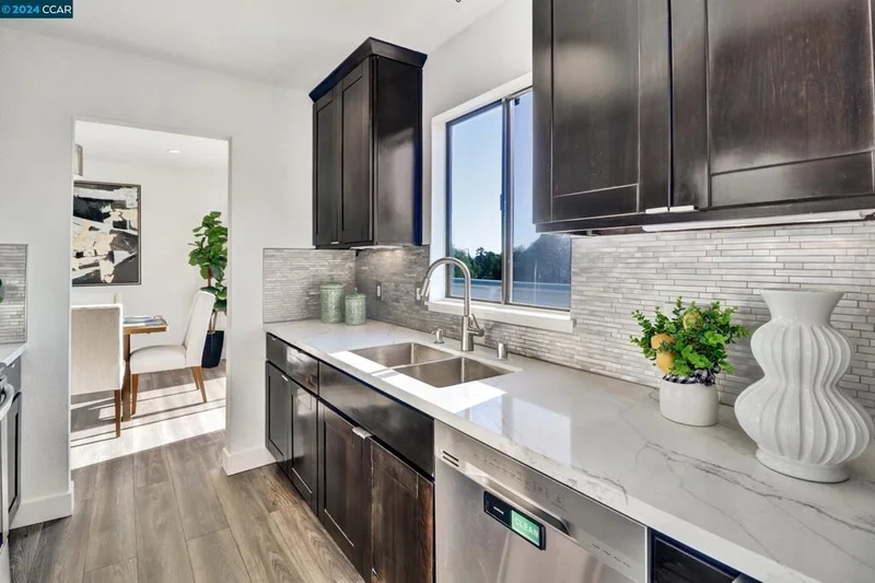 420 N Civic Dr 501, Walnut Creek, CA 94596
