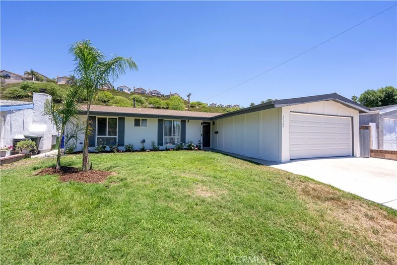 27384 Crossglade Avenue, Canyon Country, CA 91351