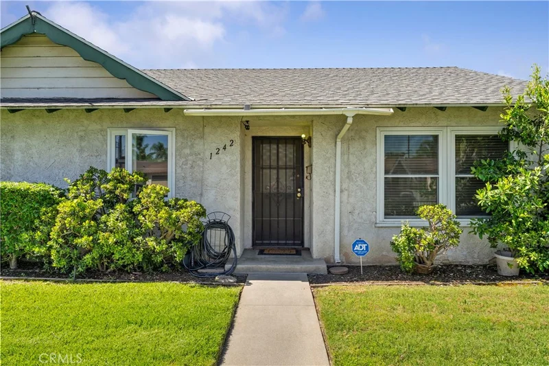 1242 Selkirk Avenue, Pomona, CA 91767