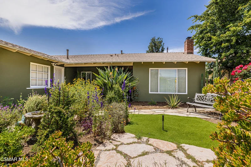 7901 Sausalito Avenue, West Hills, CA 91304