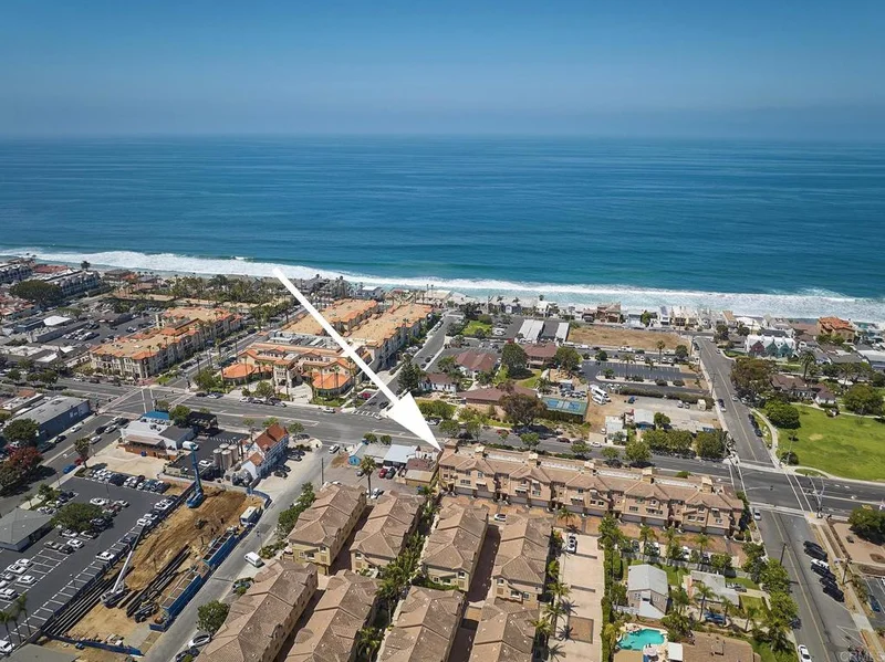 2744 Carlsbad Boulevard 200, Carlsbad, CA 92008