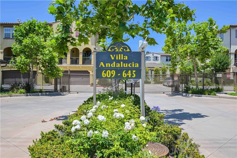613 E 223rd Street B, Carson, CA 90745