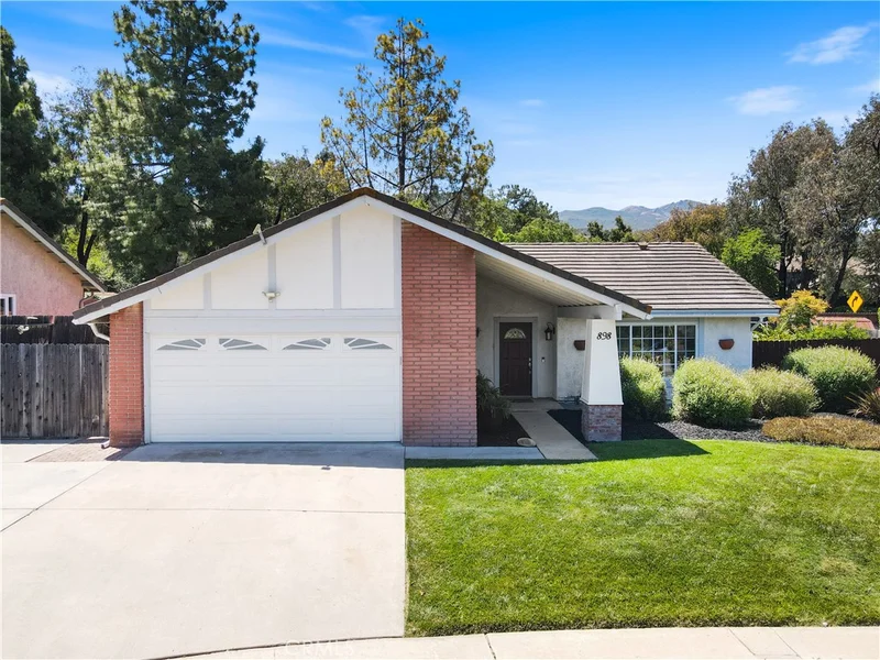 898 Maplewood Avenue, Newbury Park, CA 91320