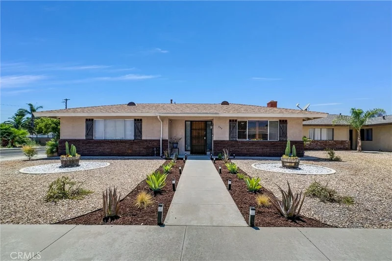 889 Cardona Place, Hemet, CA 92543